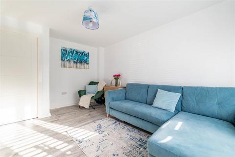 3 bedroom semi-detached house for sale, Pennington Drive, Farington Moss, Leyland