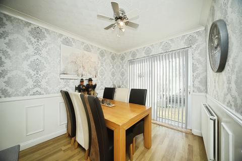 3 bedroom terraced house for sale, Cheddon Road, Taunton