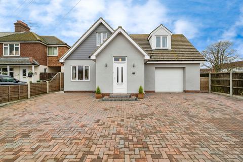 5 bedroom detached bungalow for sale, Burgh Road, Gorleston, Great Yarmouth