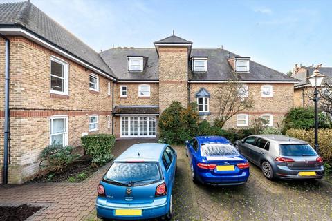 Natalie Mews, Twickenham TW2