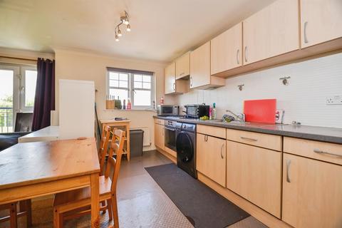 2 bedroom flat for sale, Sun Gardens, Thornaby, Stockton-On-Tees