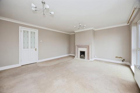 4 bedroom semi-detached house for sale, Mortimer Close, Ashford