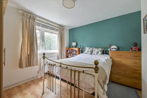 undefined, Windlesham Grove, Southfields, London, SW19