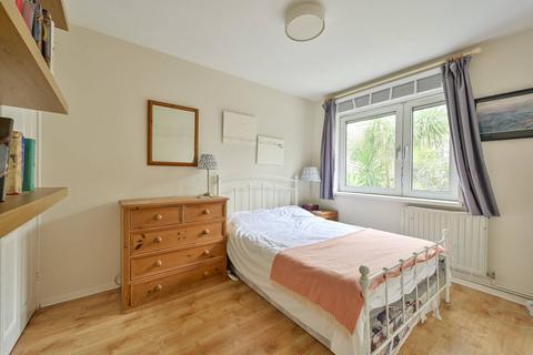 undefined, Windlesham Grove, Southfields, London, SW19