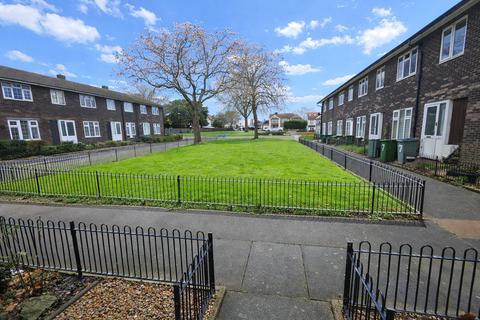 3 bedroom terraced house for sale, Aberford Gardens, London SE18