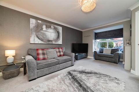 4 bedroom detached house for sale, Yeoman Drive, Beverley