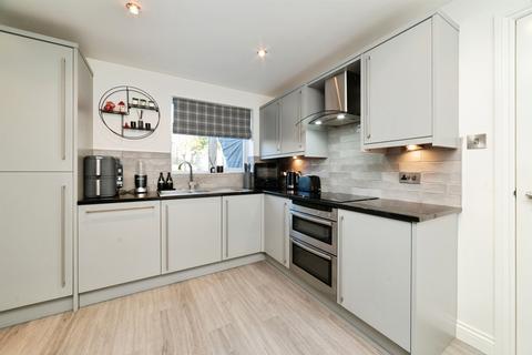 4 bedroom detached house for sale, Yeoman Drive, Beverley