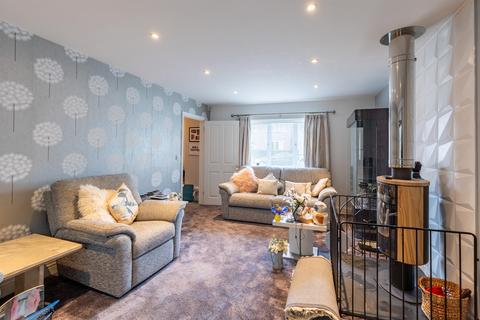 2 bedroom detached bungalow for sale, Lea Way, Wellingborough