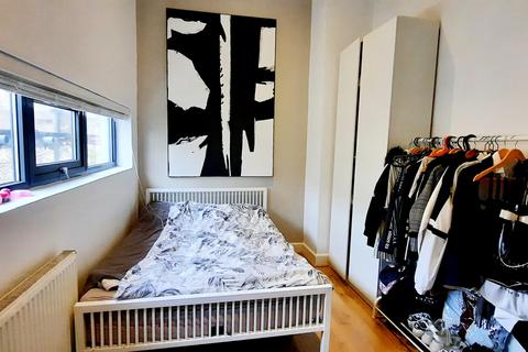 2 bedroom apartment to rent, Cambridge Road, West Kilburn, LONDON