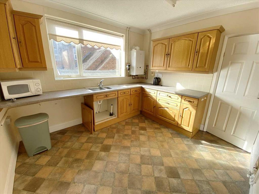 Kitchen:
