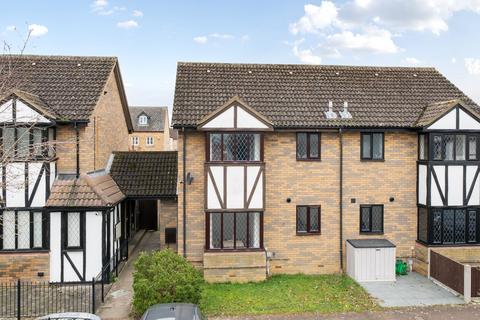 Astral Close, Lower Stondon, Henlow, SG16
