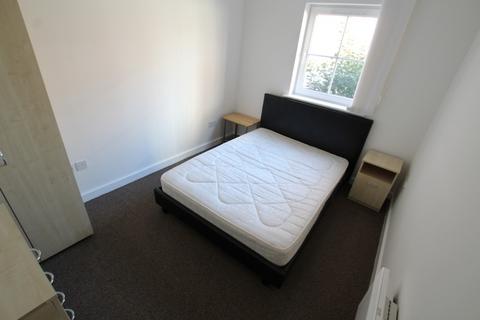 2 bedroom flat to rent, Horsfall Street, Liverpool L8