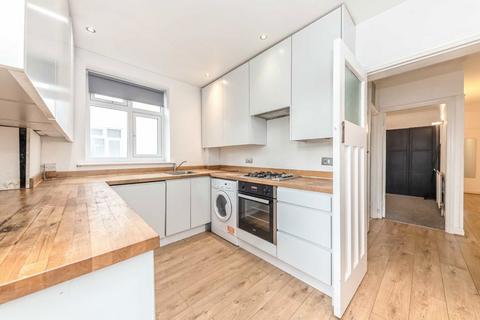2 bedroom flat to rent, Kings Avenue, London SW4