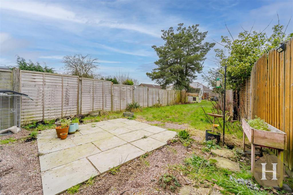 Hadleigh Estate Agents-32.jpg