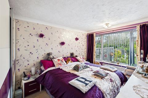 2 bedroom bungalow for sale, Cottage Drive, Colchester, Essex, CO2