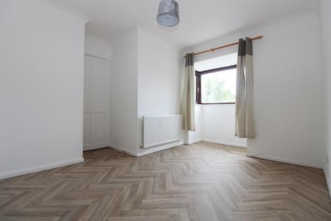 undefined, Reynolds Close, Biggleswade, SG18