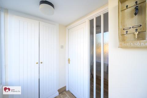 3 bedroom link detached house for sale, Thelsford Way, Solihull B92