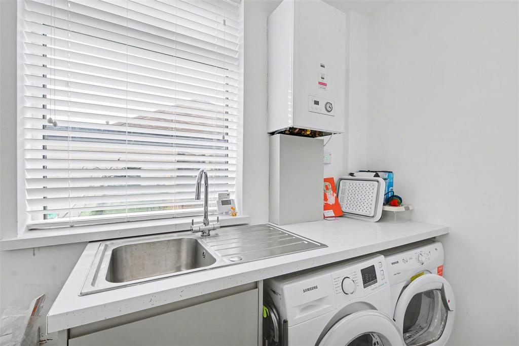 Utility Room 2.jpeg