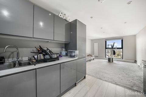 undefined, Victoria Avenue, Southend-on-sea, SS2 6