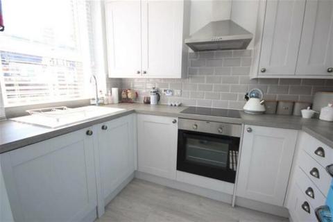 3 bedroom flat for sale, Summerland Avenue, Minehead