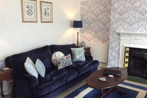 3 bedroom flat for sale, Summerland Avenue, Minehead