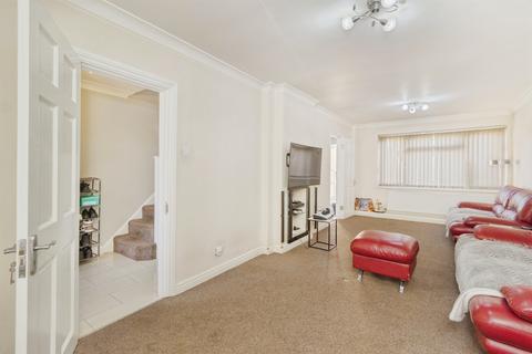 3 bedroom semi-detached house for sale, Coombe Rise, Oadby, Leicester