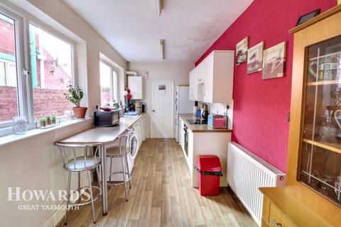 3 bedroom terraced house for sale, Arundel Road, Great Yarmouth