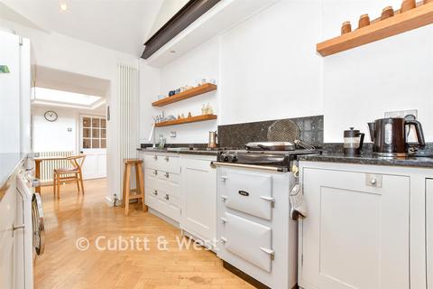 4 bedroom townhouse for sale, Tarrant Street, Arundel, West Sussex