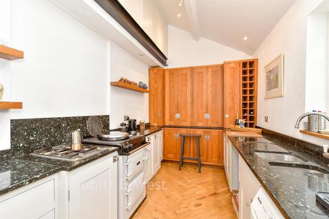 4 bedroom townhouse for sale, Tarrant Street, Arundel, West Sussex