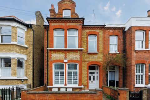 1 bedroom flat for sale, Santos Road, London