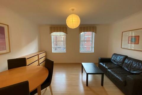 2 bedroom flat to rent, Fox Street, Edinburgh, Midlothian, EH6
