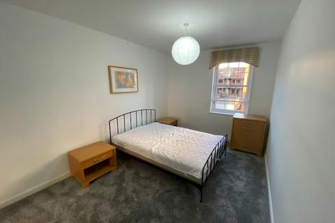 2 bedroom flat to rent, Fox Street, Edinburgh, Midlothian, EH6