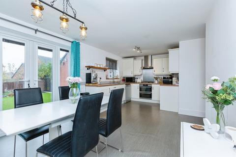 5 bedroom detached house for sale, Cardinal Drive, Burbage, Hinckley