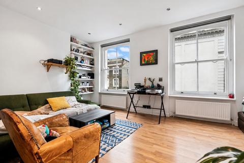 2 bedroom flat to rent, Chepstow Road, London