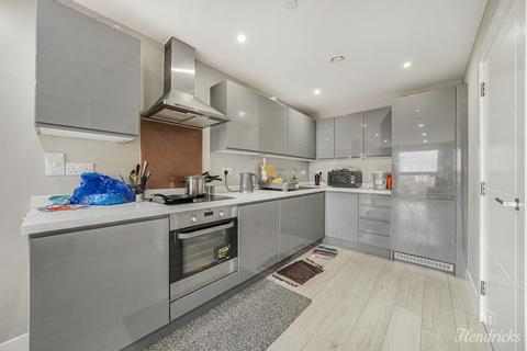undefined, Victoria Avenue, Southend-on-sea, SS2 6