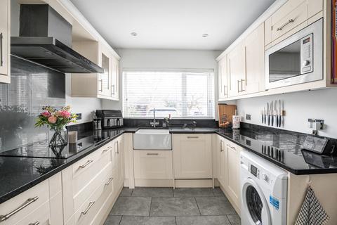 3 bedroom terraced house for sale, High Wickfield, Welwyn Garden City, AL7