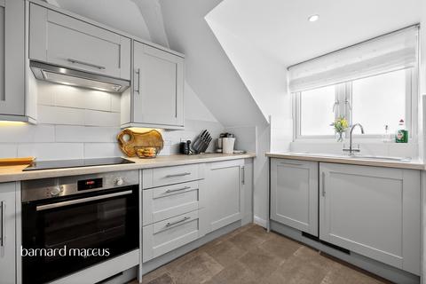1 bedroom apartment for sale, Manor Road, Wallington