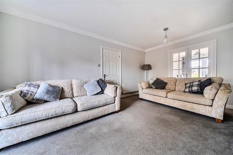 4 bedroom property for sale, Bedford MK41