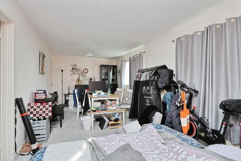 2 bedroom flat for sale, Woodrow Place, Norwich