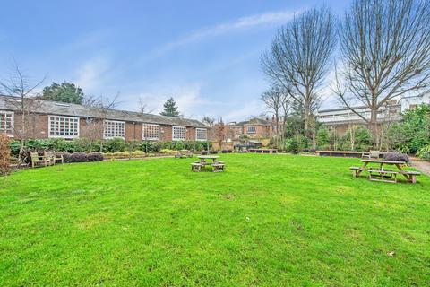 1 bedroom property to rent, Grove End Road, St Johns Wood, London, NW8