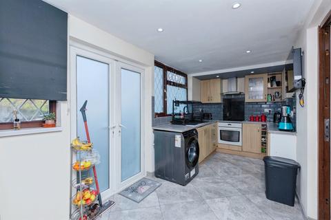 3 bedroom terraced house for sale, Kingswood Road, Nuneaton