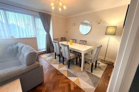 2 bedroom flat for sale, Watling Court, Jesmond Way, Stanmore HA7