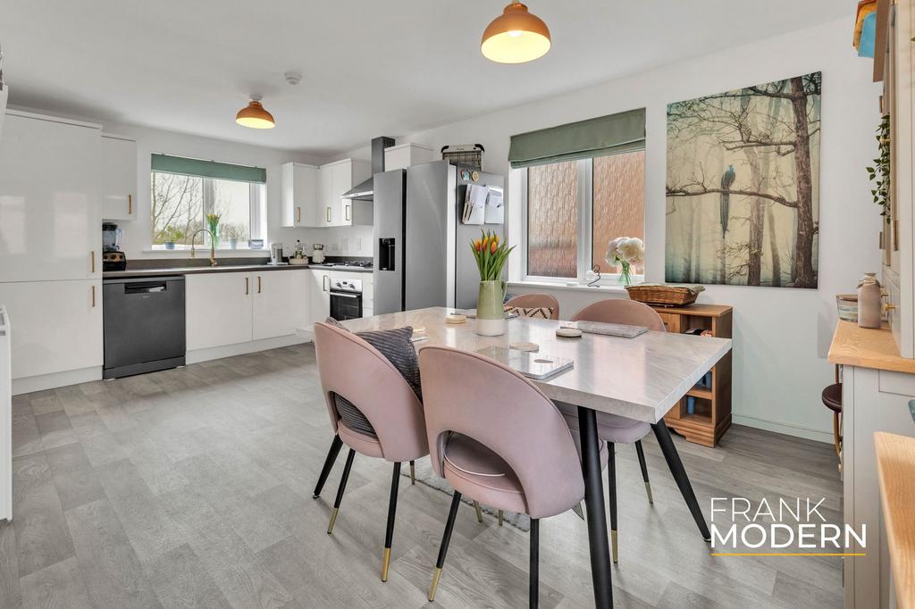 Kitchen / Diner