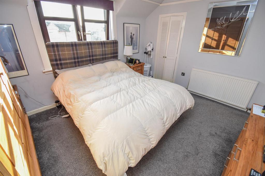 BEDROOM ONE (2)-2.jpg