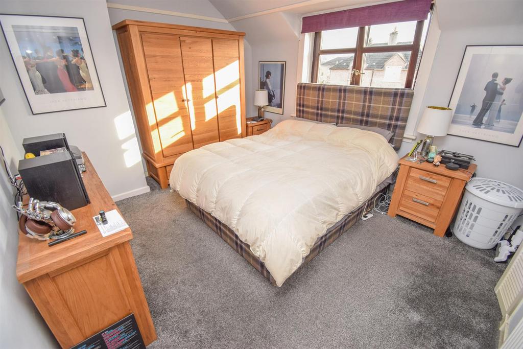 BEDROOM ONE-2.jpg