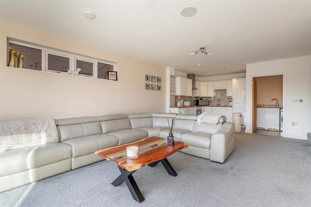 Lounge/Kitchen