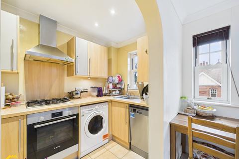 2 bedroom flat for sale, Dashwood Road, Banbury OX16