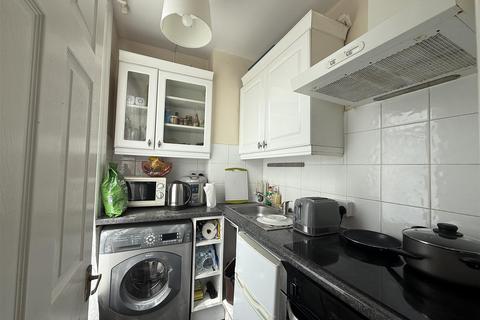 1 bedroom flat to rent, High Street North, Dunstable