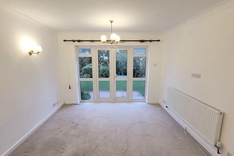 Fircroft Gardens, HARROW