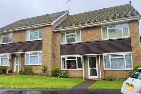 2 bedroom apartment to rent, Fircroft Gardens, HARROW
